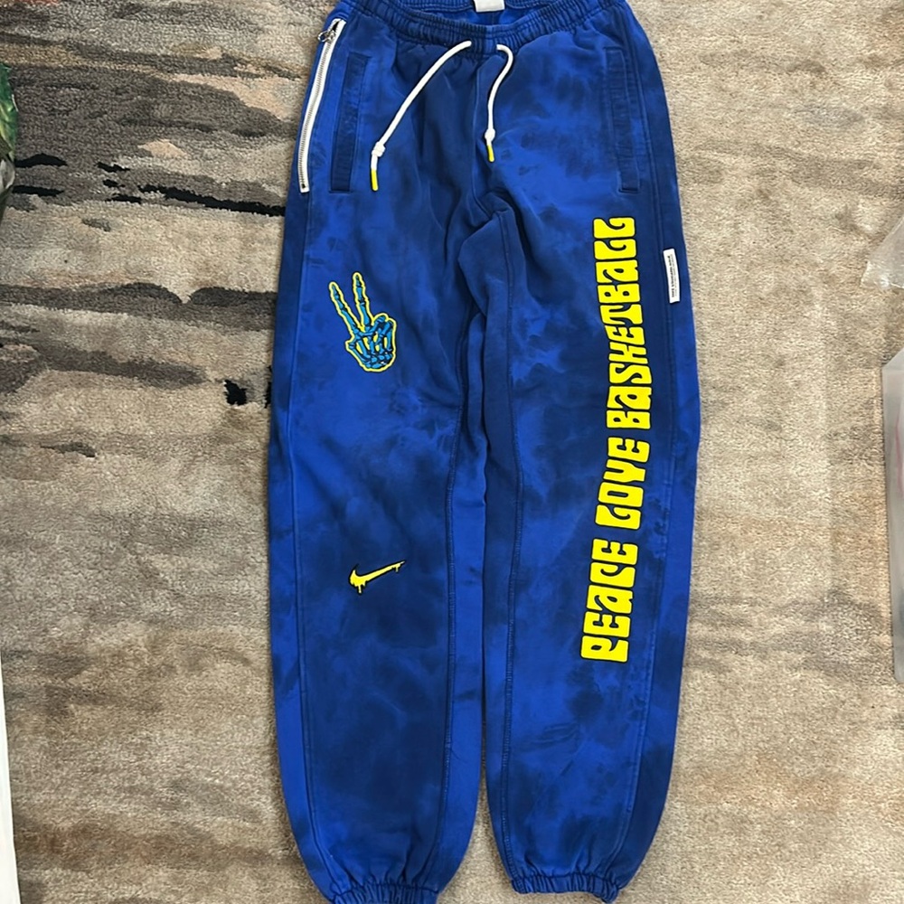 Nike Rare Sweatpants